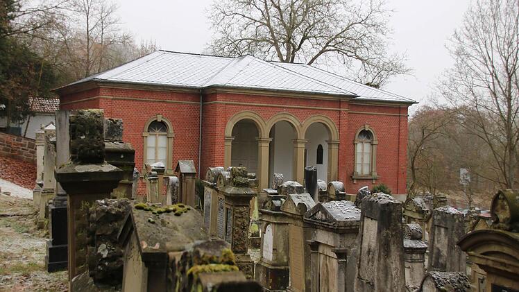 Eindrücke aus dem jüdischen Friedhof. Foto: Ralf Ruppert