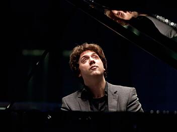 Beeindruckendes Coburg-Debüt: Der Pianist Benjamin Moser gastierte bei der "Gesellschaft der Musikfreunde". Fotos: Jochen Berger