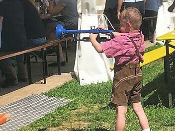 Die Kleinen hatten beim Fest viel Spaß.  Fotos: Michael Busch