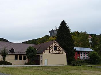 Das Feuerwehrhaus in Streitberg ist mit dem Bürgerhaus zusammengebaut.  Foto: Pauline Lindner