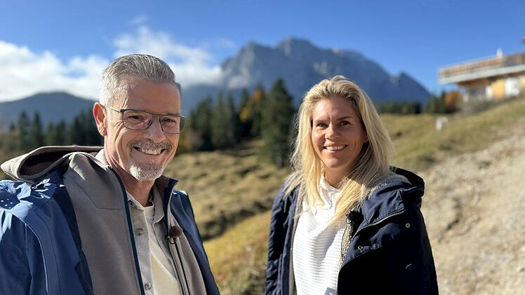 Die Biathletin Nadine Horchler unterh&auml;lt sich mit Michael Antwerpes dort, wo sie sich am wohlsten f&uuml;hlt - in den Bergen.