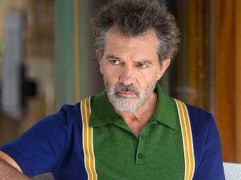 Antonio Banderas brilliert als alternder Regisseur und fiktives Alter Ego Almod&oacute;vars in "Leid und Herrlichkeit".