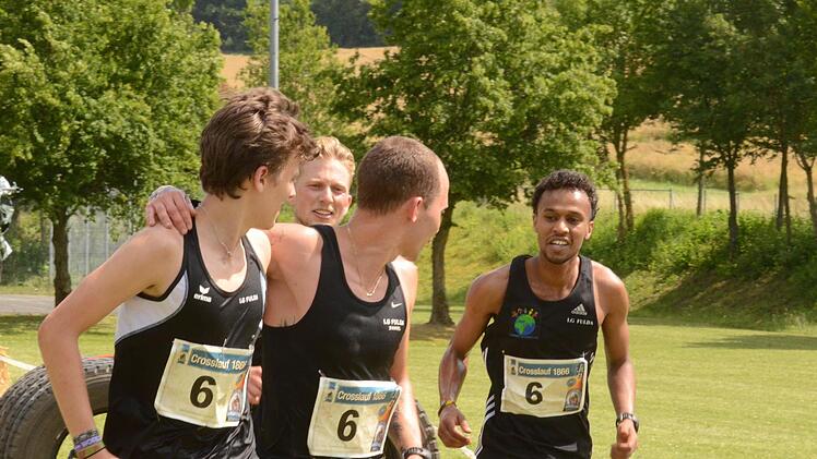 Crosslauf in Nüdlingen. Foto: Jürgen Schmitt