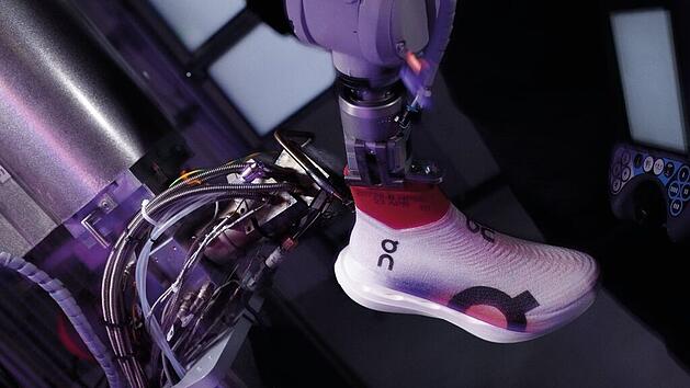 On, Schuhe, Sport, Fitness, Laufschuhe, Laufen, Sprinten, Ausdauer, Ausdauerlauf, Laufen, Sneaker