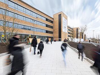 Neues Nürnberger Areal "The Q": Rewe, Lidl und Müller haben eröffnet