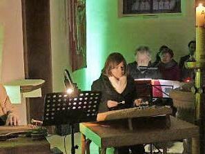 Adventliche Musik bereicherte die "Nacht der Lichter".  Foto: Sabine Weinbeer