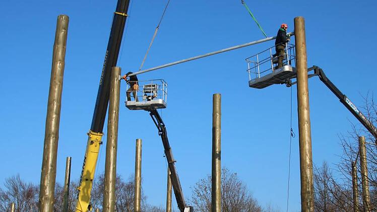 Anfang März wurde der neue Hochseilgarten auf dem Volkersberg errichtet. Foto: Ralf Ruppert