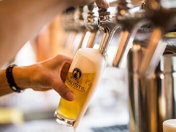 Photo: FRANK RUMPENHORST/dpa