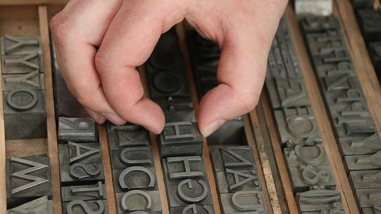 Heute kaum noch vorstellbar: Ein Setzkasten mit Bleibuchstaben. Foto: Thomas Malz