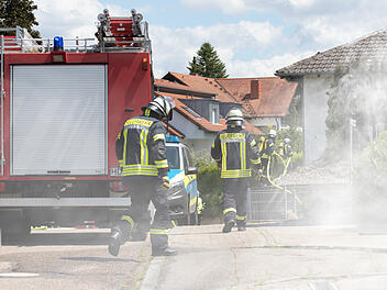 Große Katastrophenschutzübung in Mitwitz: Firmenbrand mit Todesopfer