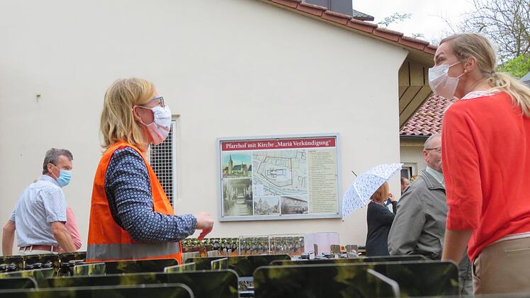 Der Erl&ouml;s des leicht, rauchigen Lagerbiers der Brauerei Engelhard geht an Rudis Rum&auml;nienhilfe. Trinken f&uuml;r einen guten Zweck, die Ebensfelder sind dabei.