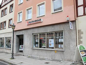 Die Filiale der HypoVereinsbank in Münnerstadt wird aufgelöst. Nur ein SB-Bereich bleibt vor Ort. Foto: Archiv/Heike Beudert
