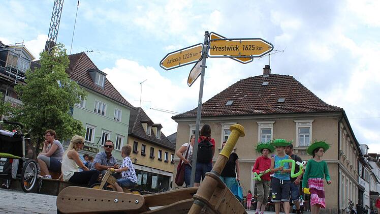Verlassen blieben die bereitgestellten Holzspielzeuge nur selten.Markus Häggberg