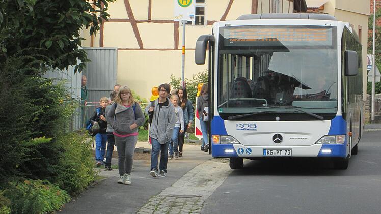 Die Beförderungskosten für die Schüler der Johannes-Petri-Schule wird ab dem nächsten Jahr um fünf Cent pro Kilometer steigen. Das schlägt sich auch im Haushalt des Schulverbands nieder.                    Winfried Ehling