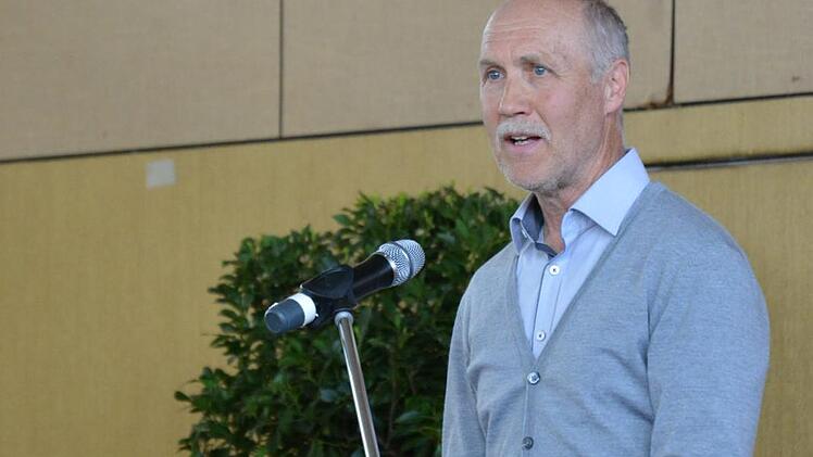 Rannungens 2. B&uuml;rgermeister Werner Keller bei seinem Gru&szlig;wort