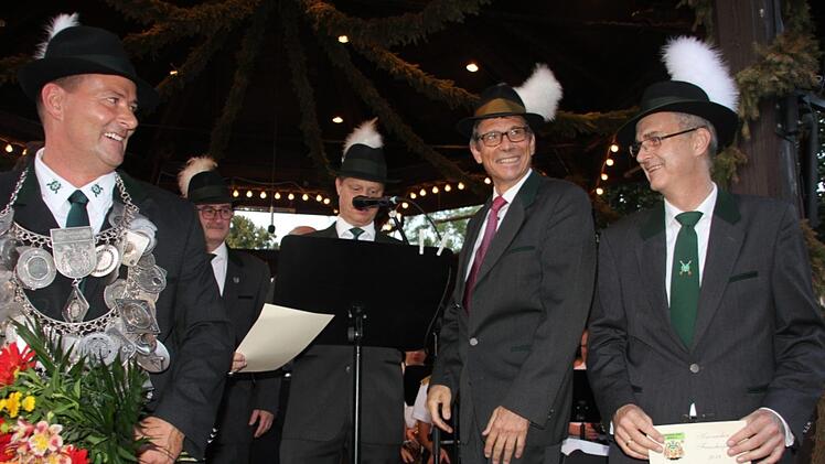 Impressionen von der Königsproklamation am letzten Tag des Kronacher Freischießens 2018. Foto: Veronika Schadeck