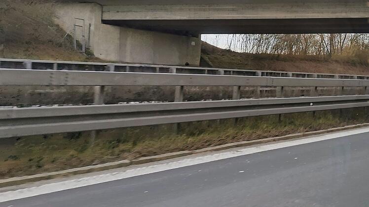 Mellrichstadt/M&uuml;nnerstadt: A71 f&uuml;r l&auml;ngere Zeit nur einspurig befahrbar