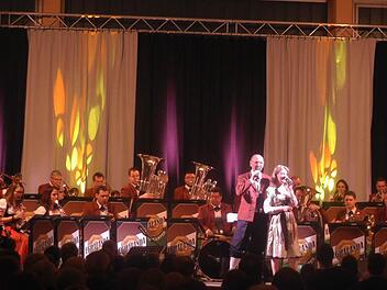 Die "Eghalanda Musikanten" begeisterten in Schondra.  Foto: Johannes Kleber