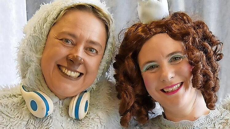 Mit seiner Musik bringt der Eisb&auml;r das gefrorene Herz der Eisprinzessin zum Schmelzen.