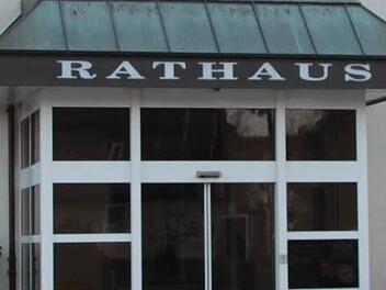 Wer zieht als nächster Bürgermeister ins Mainleuser Rathaus ein? Foto: Jürgen Gärtner