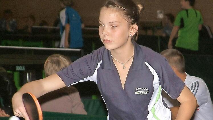 Johanna Antes (bisher DJK Weingarts) wechselt ins Bayernligateam des TTC Tiefenlauter. Sie war in den letzten Jahren zweifelsohne eines der Aushängeschilder des Tischtenniskreises Forchheim. Fotos: Hans Franz