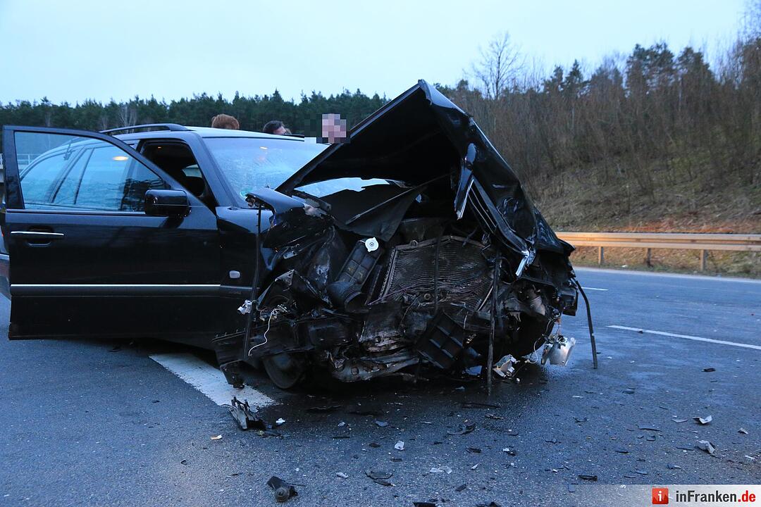Unfall bei Hirschaid: Zwei Frauen schwer verletzt