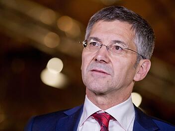 Der Vorstandsvorsitzende des Sportartikelherstellers adidas, Herbert Hainer Archivfoto: Daniel Karmann/dpa