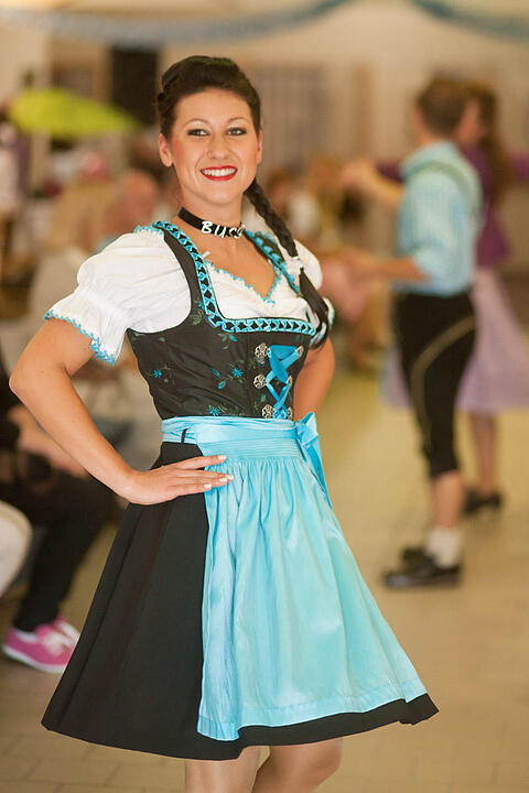 Sandmadla Kuer - Trachtenhof Nuebler