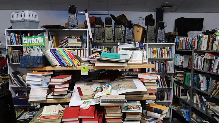 Trödelhalle in Franken wird aufgelöst - großer Ausverkauf endet bald