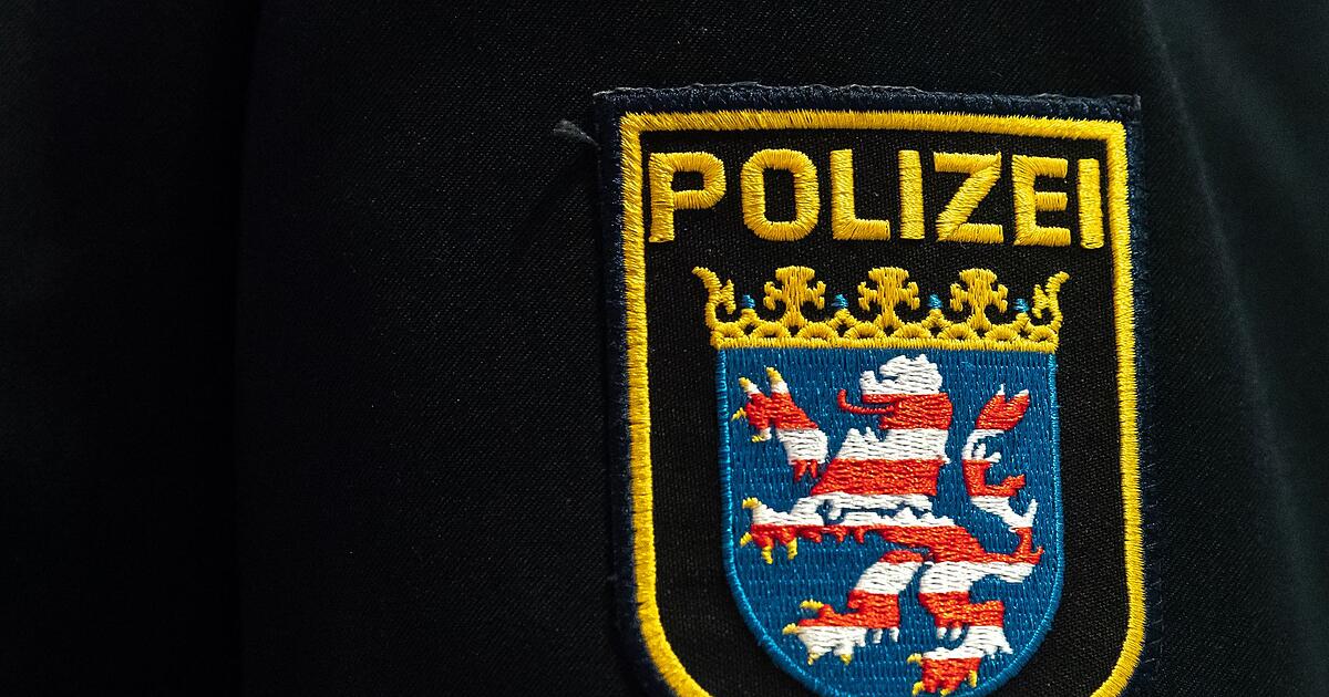 Auto-f-hrt-in-Bushaltestelle-was-wir-wissen-und-was-nicht