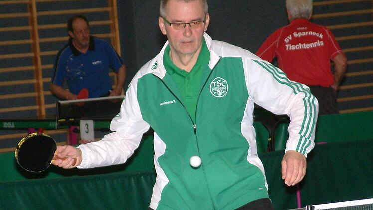 Klaus Landmann vom TSC Pottenstein scheiterte im Finale erst im Entscheidungssatz und ist Vizemeister der AK 50 (C/D-Klasse). Foto: Hans Franz