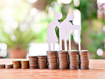 Rente, Erfolge, kinderloses Paar, Pflichtteil, Erben