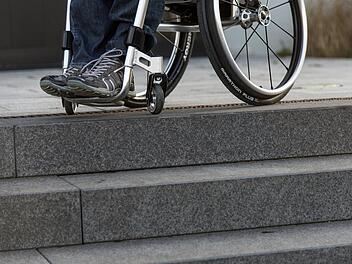 Bayern barrierefrei 2023 Freistaat kann Versprechen nicht halten