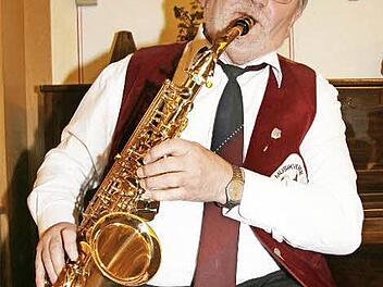 Peter Lehnert vom Musikverein Wartenfels soll für seine jahrzehntelangen Verdienste zum Ehrenmitglied ernannt werden. Foto: Sonja Adam