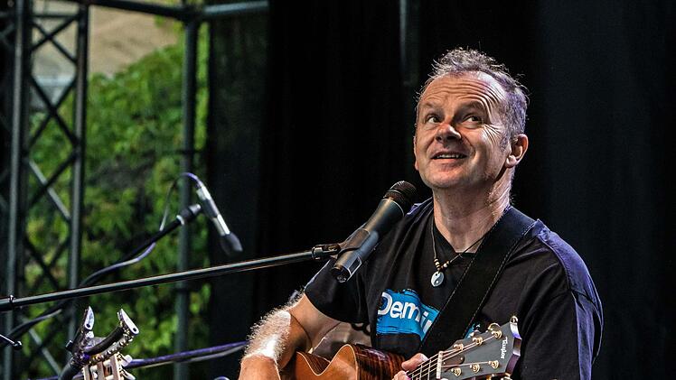 Impressionen vom Auftakt des Tambacher Sommers mit Willy AstorFoto: Jochen Berger