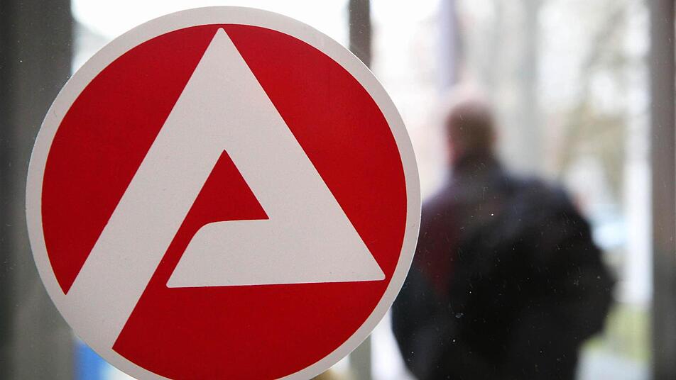 Positive Einschätzungen zur Entwicklung des Arbeitsmarktes haben die Bundesagentur für Arbeit und die Arbeitgeber abgegeben. Foto: Bernd Wüstneck/dpa Positive Einschätzungen zur Entwicklung des Arbeitsmarktes haben die Bundesagentur für Arbeit und die Arbeitgeber abgegeben. Foto: Bernd Wüstneck/dpa