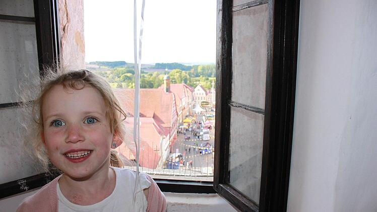 Annemarie ist begeistert vom Turm. Vor allem, da das Leben früher so nochmal ein Stück anschaulicher wird.