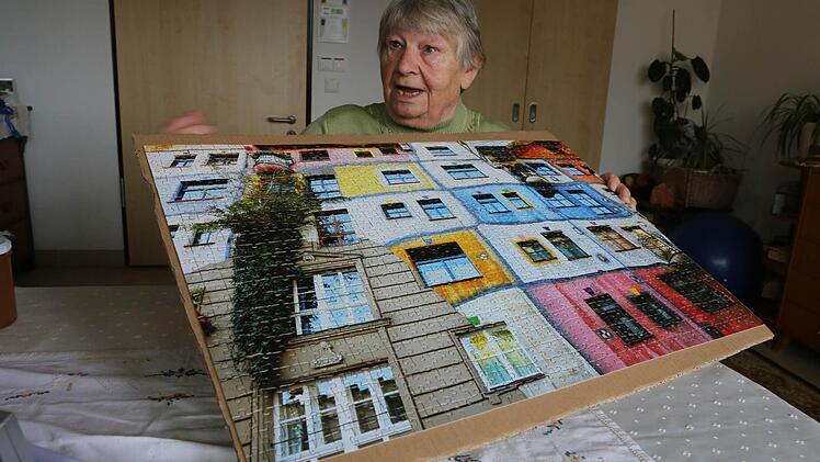 Eines der vielteiligen Puzzles, die Edith Manz macht Foto: Barbara Herbst