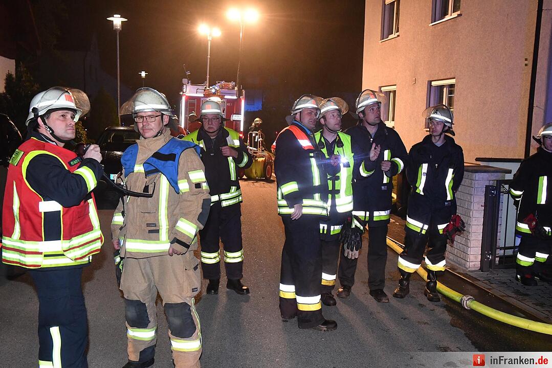 Feuer in Mehrfamilienhaus in Hallstadt im Landkreis Bamberg