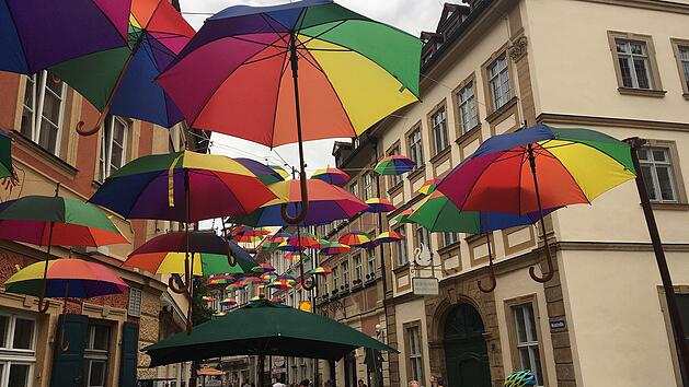Bamberg Austraße Regenschirmaktion