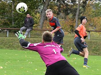 Der neue Jugendspielleiter Alexander Schreiner fungierte bei der U-15-JFG Oberes Werntal als Co-Trainer. Der Ebenhausener ist aber auch als Schiedsrichter gut bekannt.