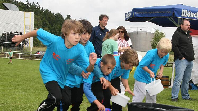 Die Mannschaft des FC Leuchertz gab alles - und beim Wettspritzen, dem letzten Spiel, konnte ihnen den zweiten Platz niemand mehr nehmen.