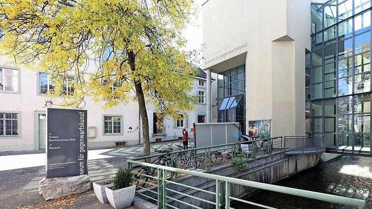 Das Kunstmuseum Gegenwart zeigt Teile der Sonderausstellung Sculpture on the Move 1946-2016. Foto: djd/Basel Tourismus/juliansalinas.ch