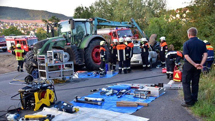 &Uuml;bung der N&uuml;dlinger Feuerwehr in den sogenannten Serpentinen. Mit dabei: Die Wehren aus Haard und Aschach.Steffen H&uuml;mmler