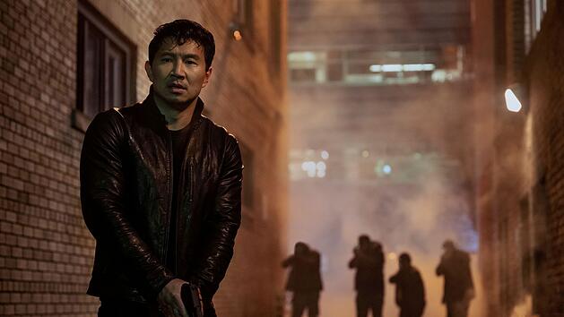 "Shang Chi and the Legend of the Ten Rings"-Star Simu Liu ist der Hauptdarsteller in der neuen Sci-Fi-Thrillerserie "The Copenhagen Test".