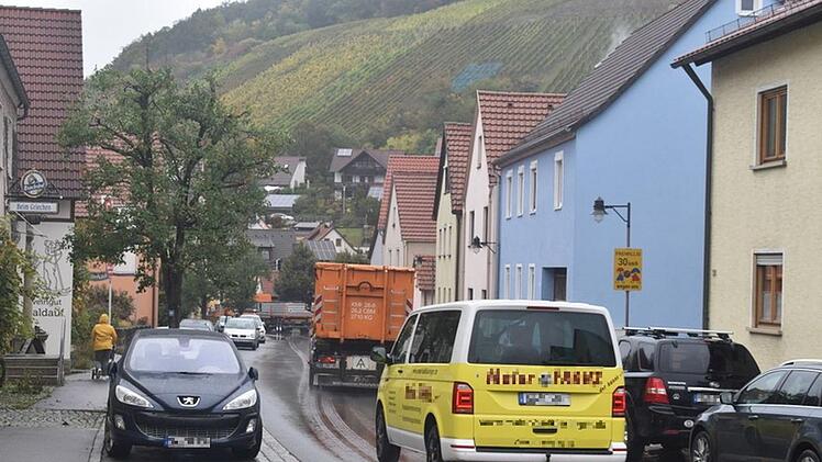 Dichter Verkehr herrschte an einem Dienstagmittag auf der Ramsthaler Hauptstraße.