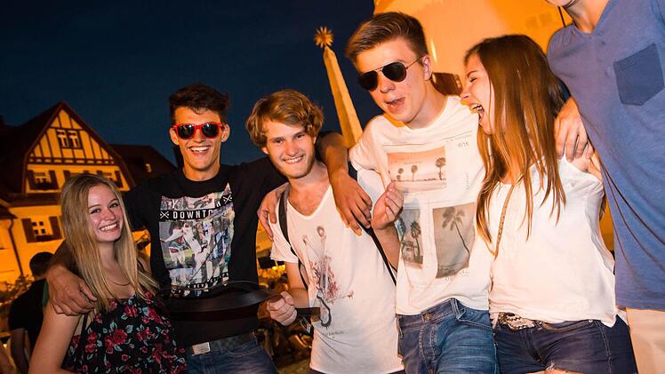 Freitagnacht: Impressionen vom Kulmbacher Altstadtfest. Foto: Alexander Muck