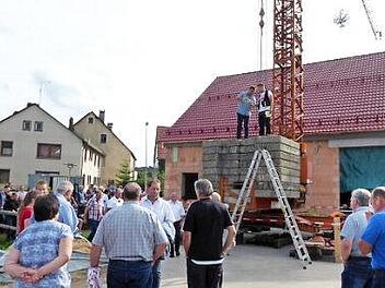 Richtfest für das neue Feuerwehrhaus in Leutzdorf Foto: Thomas Weichert