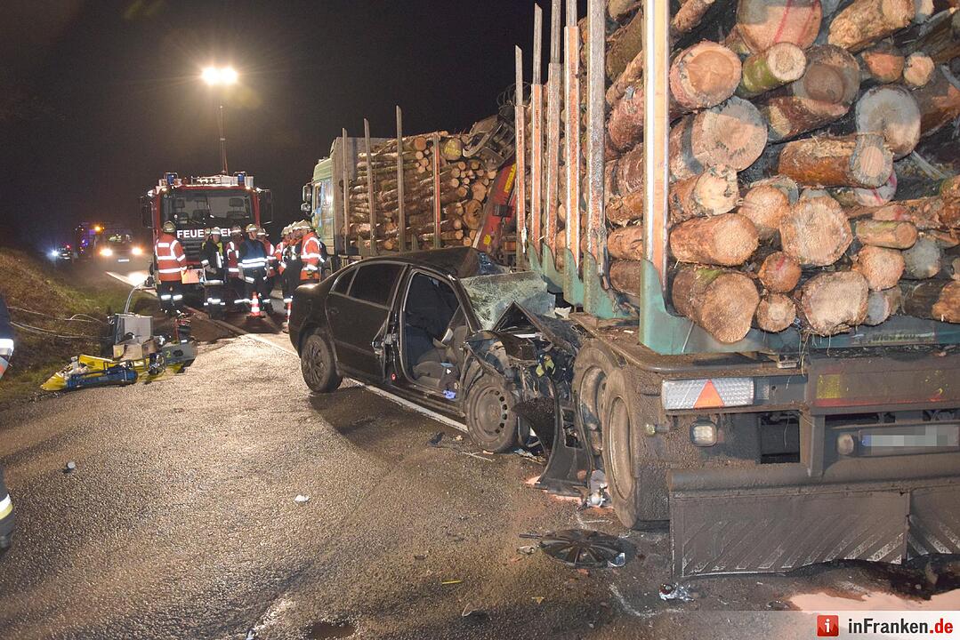 Tödlicher Verkehrsunfall im Landkreis Tödlicher Verkehrsunfall im Landkreis Main-Spessart