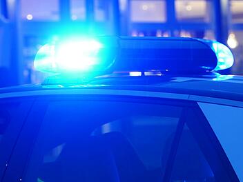 Kreis Kronach: Betrunkener Autofahrer baut Unfall und flüchtet  - Führerschein futsch